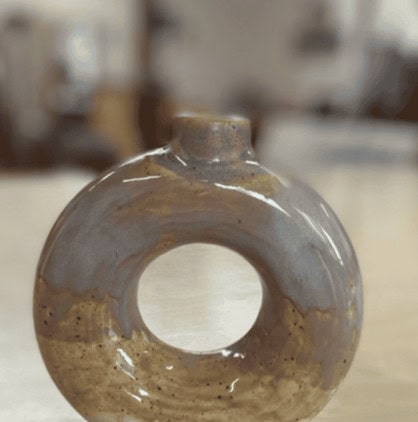 Intermediate Wheel Throwing Pottery Course – 6 Week