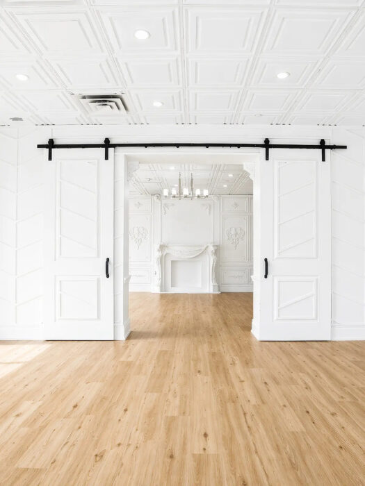 The Canvas White Studio